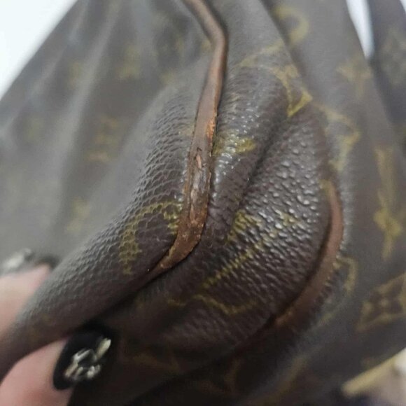 Louis Vuitton Nile Shoulder Bag Monogram - Picture 6 of 10